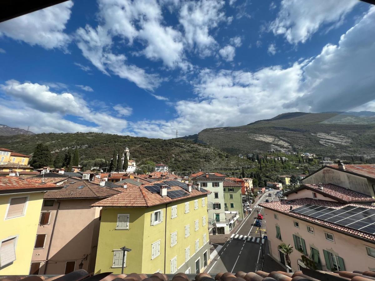 Studio Apartments Baia Azzurra 7 Torbole Sul Garda Exterior foto